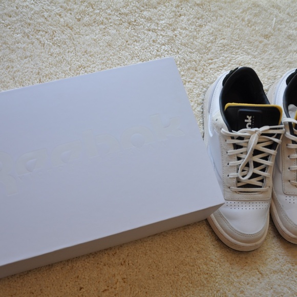 REEBOK BY VICTORIA BECKHAM VB Club C Sneakers - Picture 9 of 10